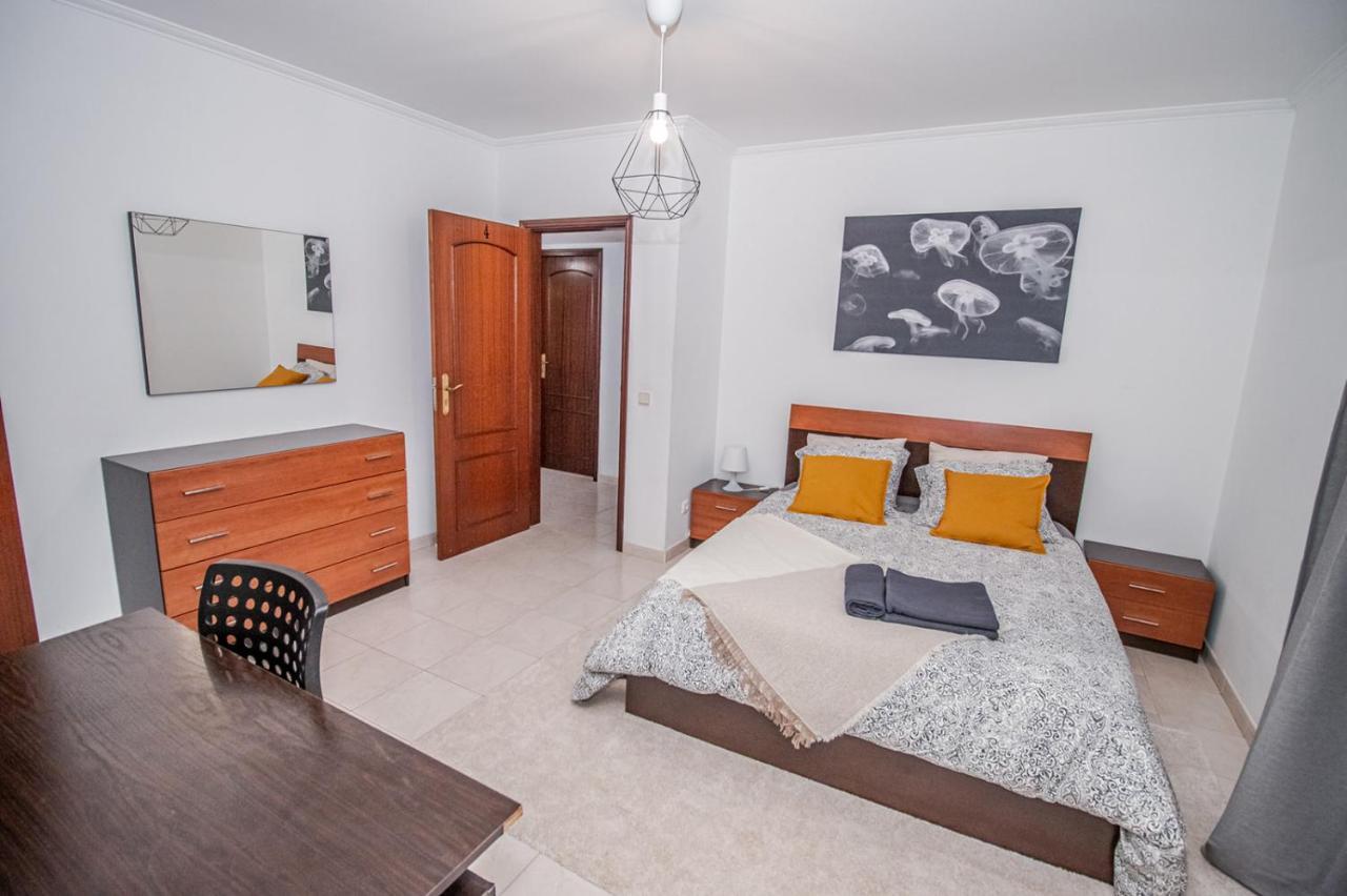 Charming Private Rooms In An Apartment A2 Penha - 파로 외부 사진