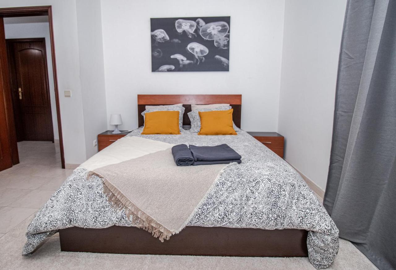 Charming Private Rooms In An Apartment A2 Penha - 파로 외부 사진