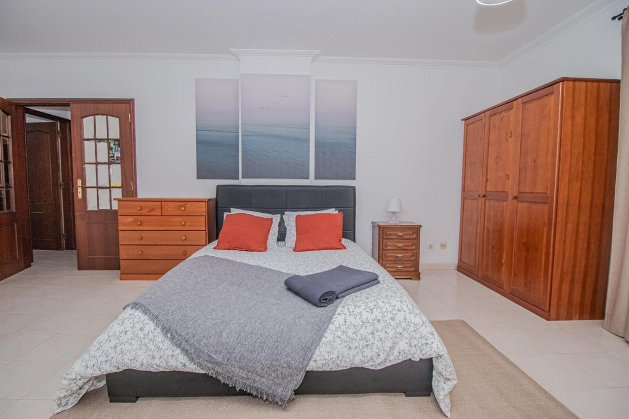 Charming Private Rooms In An Apartment A2 Penha - 파로 외부 사진